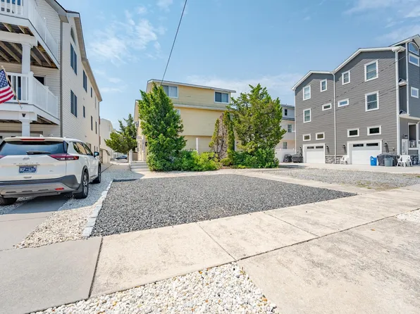 238 78th St #A, Sea Isle City, NJ 08243