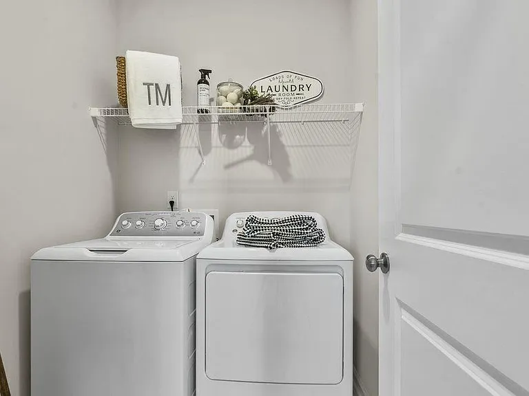 20 Peeples Dr — Photo 32