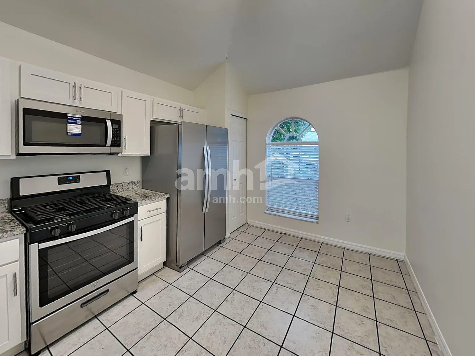 3 bed, 2.5 bath, 1846 sqft, $2,630 — Photo 4