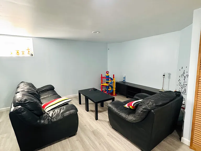 123 Beach St — Photo 28