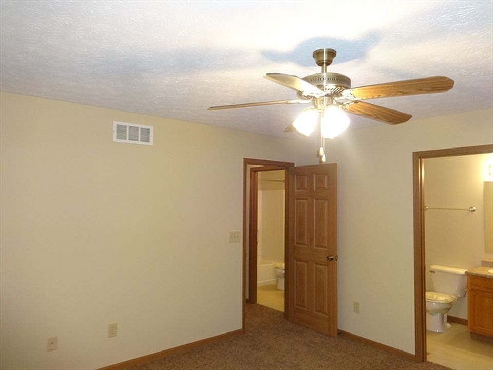 2nd image of 6360 S White Cliff Ave #00