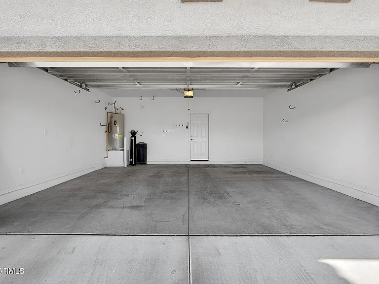 2 car garage, ample storage, soft water system