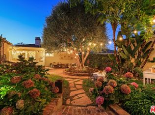 8516 Flight Ave, Los Angeles, CA 90045