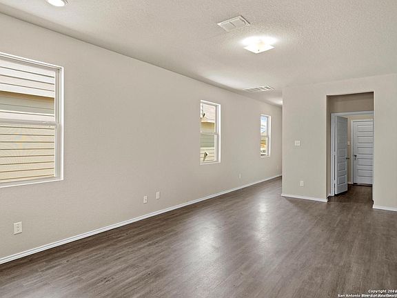 5th image of 4958 Sandstone Way