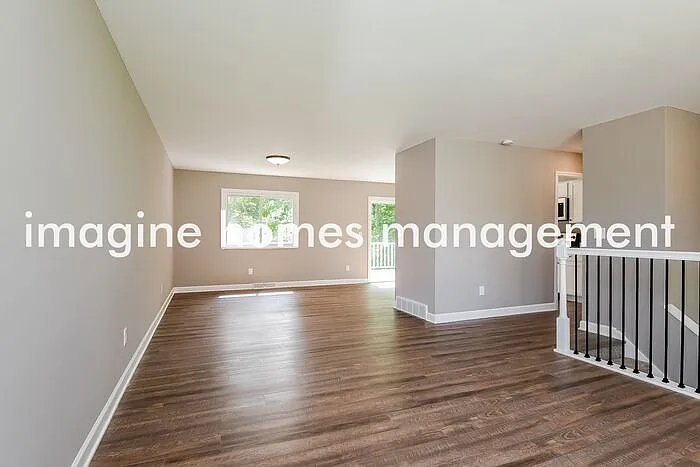 3 bed, 2.5 bath, 1580 sqft, $2,495 — Photo 3