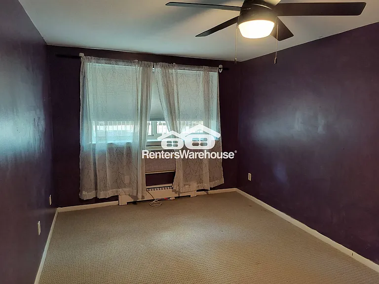 1901 Emerson Ave S #102 — Photo 14