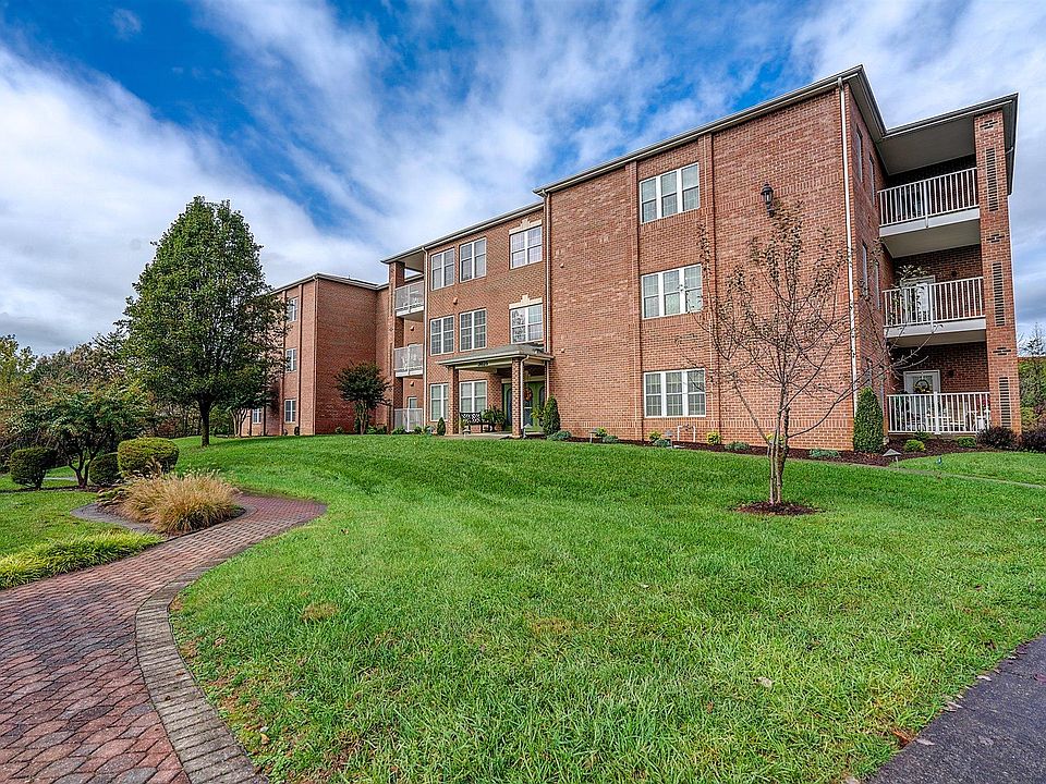 1st image of 3025 McVitty Forest Dr APT 106