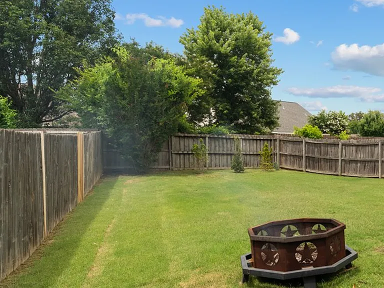 11660 Mahogany Dr — Photo 15