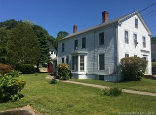 27 Pearl St, Groton, CT 06340