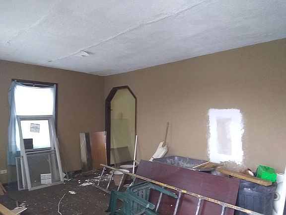 4th image of 3541 Elmwood Ave