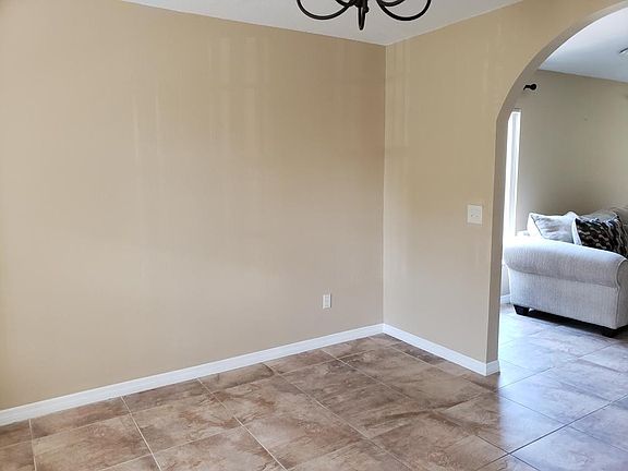 5th image of 10441 Coconut Grove Ln