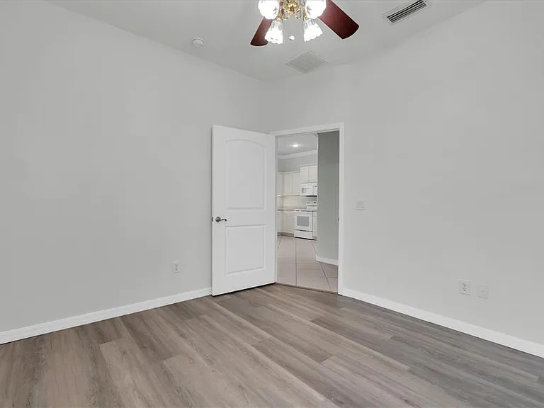 3312 Chapel Creek Cir — Photo 27