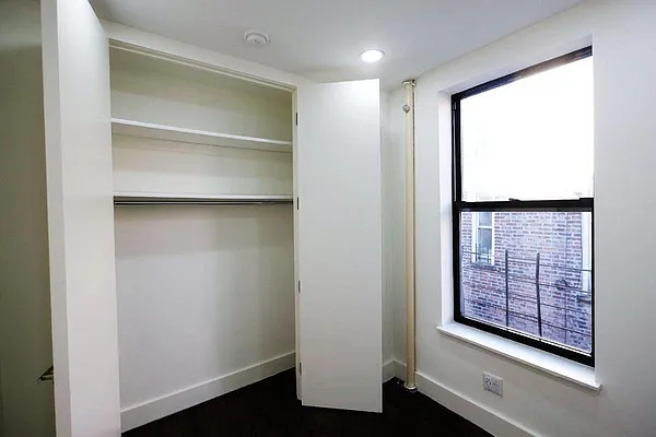 Rented by Ledvech Group | media 23