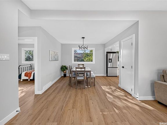 4th image of 191 Procter PLACE