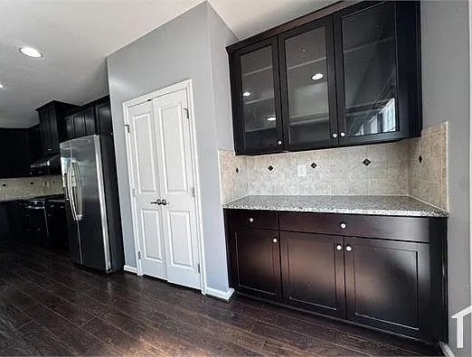 8058 Locust Mill St — Photo 17