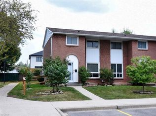 150 Gateshead Cres #122, Hamilton, ON L8G4A7