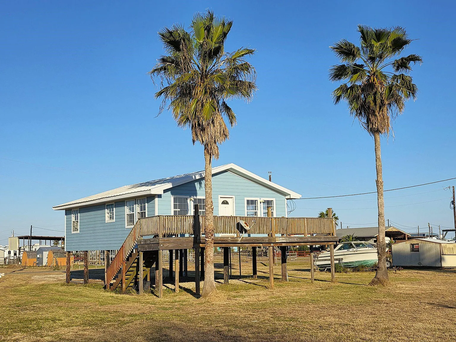 2 bed, 1.0 bath, 1008 sqft, $2,500 — Photo 2