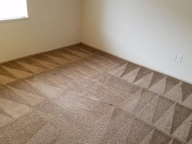 154-Sandy Dr Apts — Photo 22