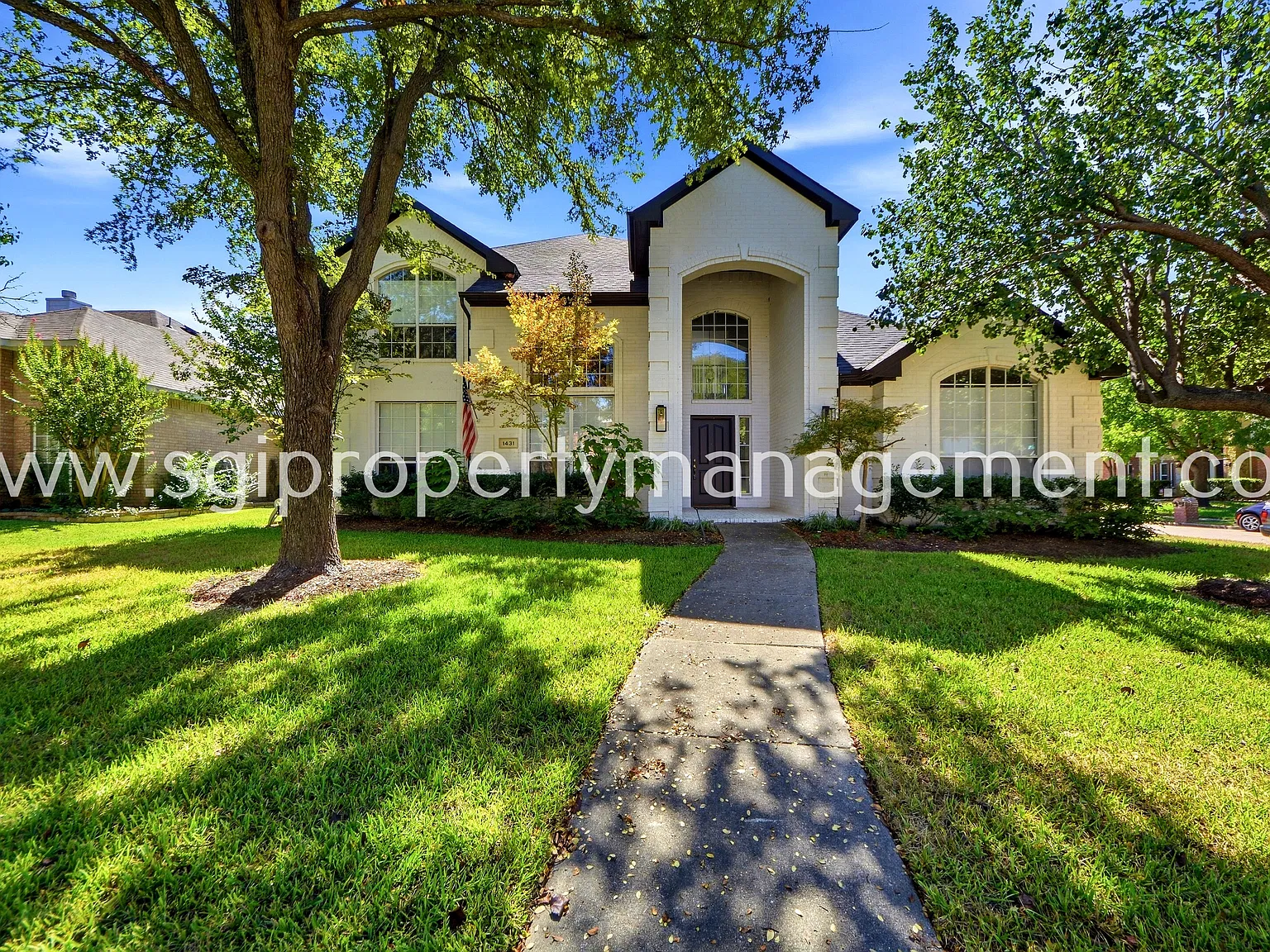 Great West Allen location in Beacon Hill — Photo 1