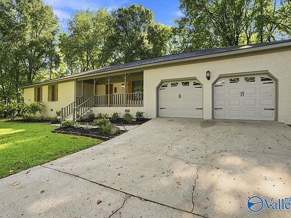 4th image of 125 Rachel Dr NW