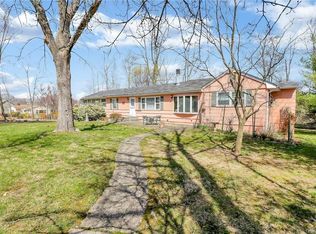 305 Mountain Ave, Monroe, NY 10950