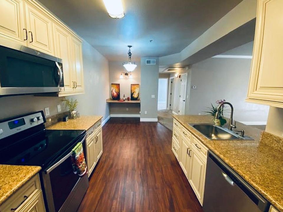 1st image of 501 Gibson Dr APT 324