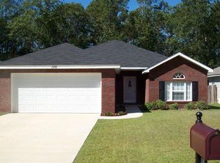106 SE Yuri Dr, Dothan, AL 36301