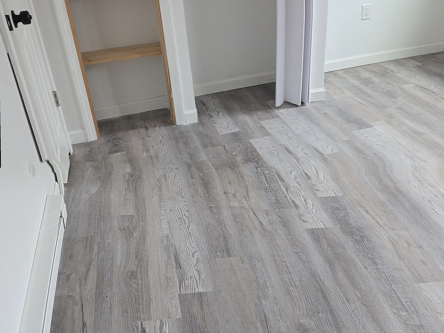 1 bed, $900 — Photo 2