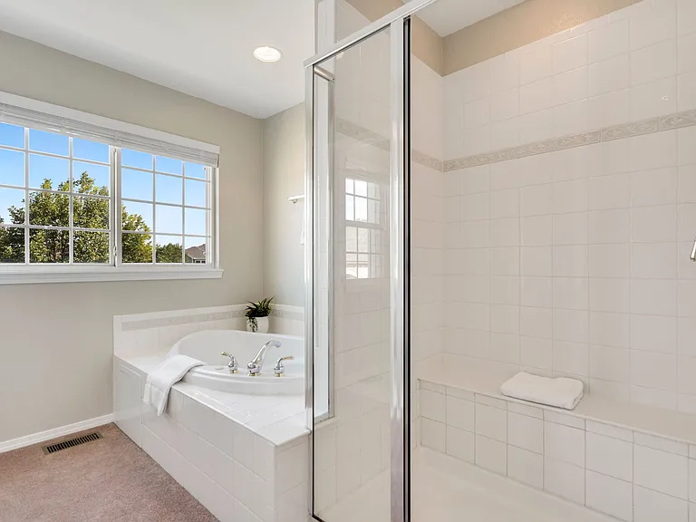 2408 Pierce Ct — Photo 17