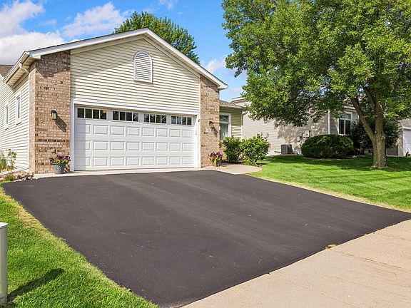 3rd image of 810 Monet Ct