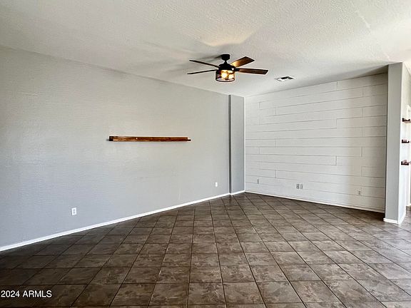 3rd image of 221 N 4TH Avenue W