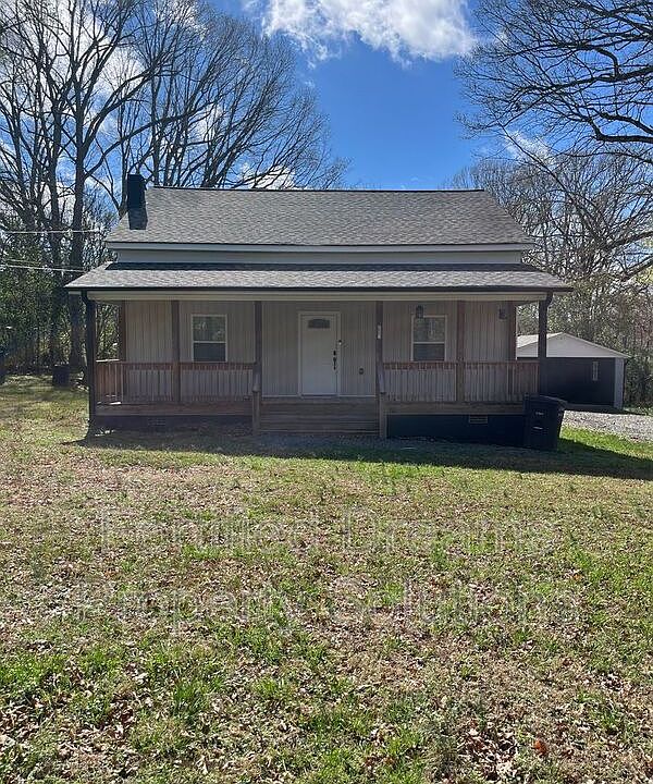 1st image of 551 Ridgeway Cir