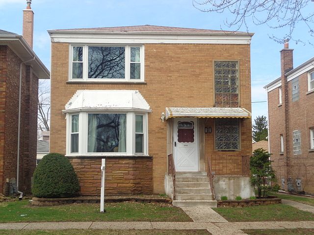 2nd image of 3728 Grove Ave