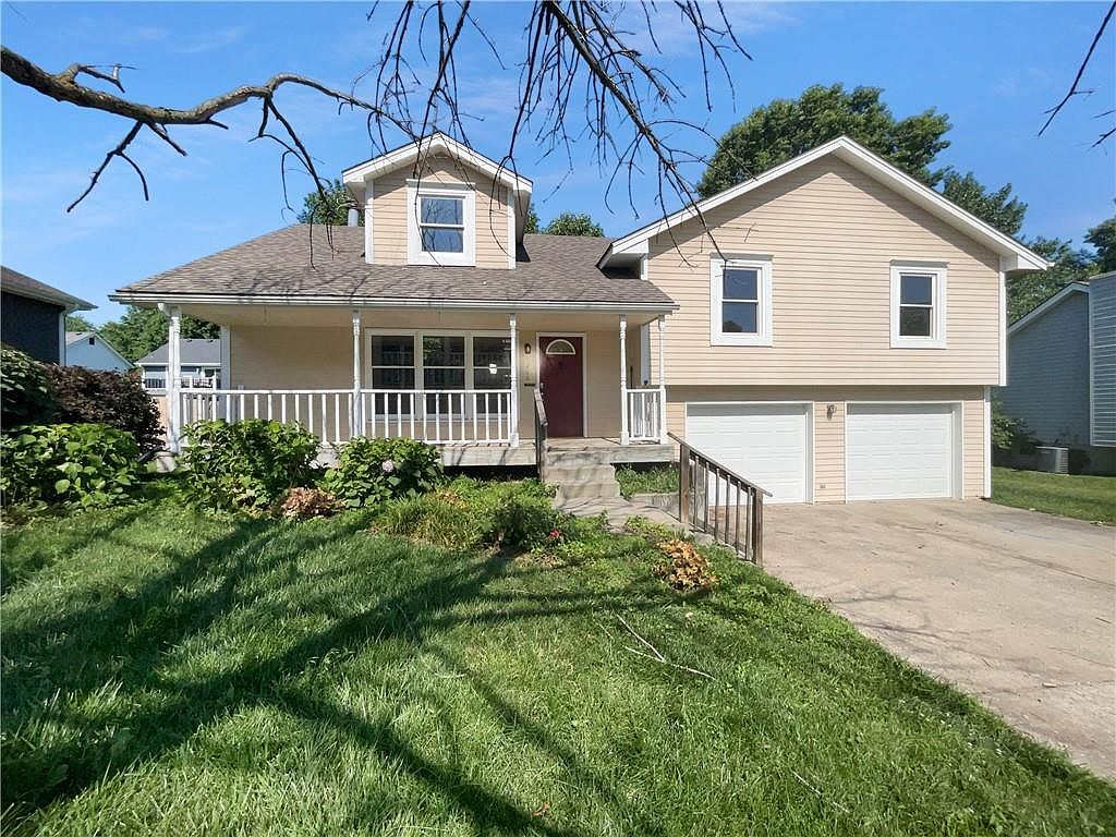 1706 Regency Dr, Kearney, MO 64060 | Zillow