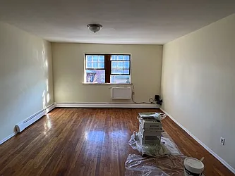 Rented by Zikos Realty Services