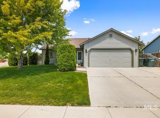 1060 W Gold St, Kuna, ID 83634