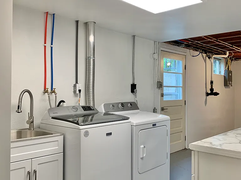 108 Westwood Dr — Photo 36