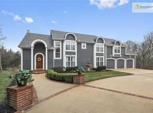 24755 W 240th St, Paola, KS 66071