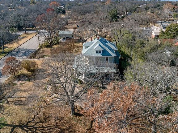 4th image of 508 S Lamar St