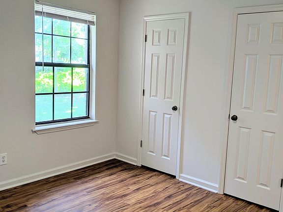 4th image of 116 Blackstone Pl #B