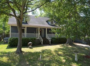 525 Surfwind Dr W, Murrells Inlet, SC 29576