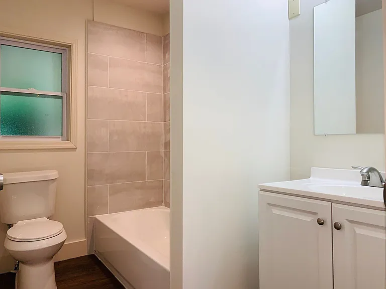 364 Brooks Ave SW — Photo 6