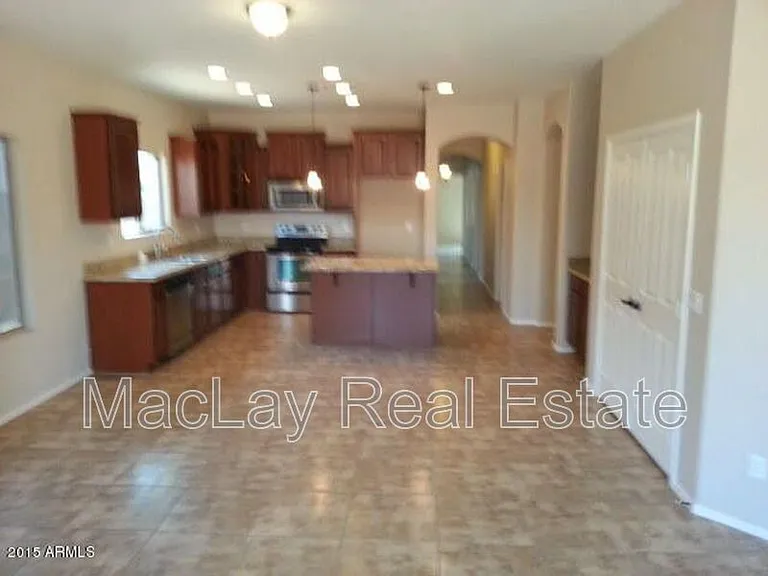 6071 S Rockwell St — Photo 28
