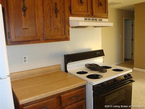 5th image of 1103 N Independence Pl
