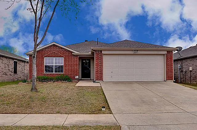 3 bed, 1507 sqft, $2,100 — Photo 1