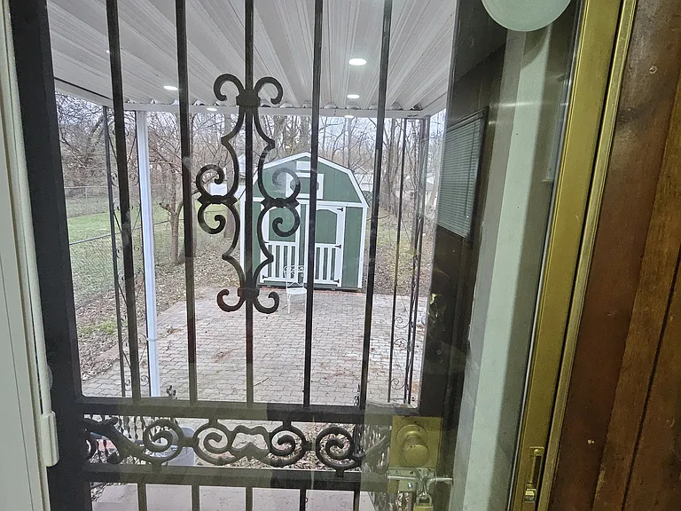 2633 Grand Ave — Photo 26