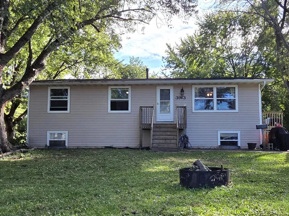 3913 52nd Ave N, Brooklyn Center, MN 55429