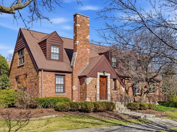 5901 N Newark Ave, Chicago, IL 60631