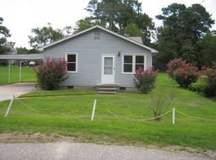 105 Cabot Dr, Yorktown, VA 23690