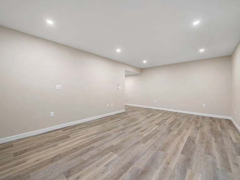 1249 Palm St — Photo 104